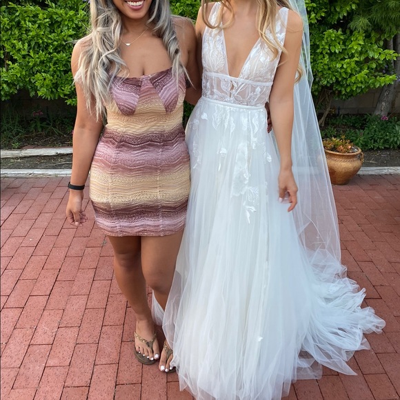 Willowby by Waters Ivory Galatea Wedding Dress - Picture 7 of 14